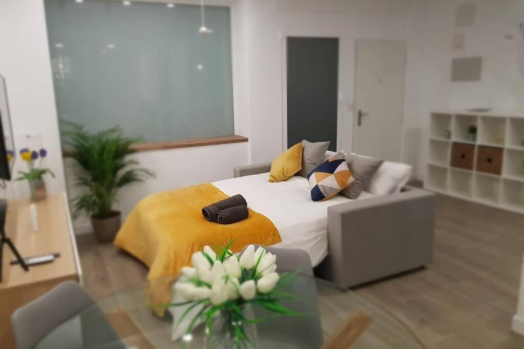 Loft Apartamento Sevilla 16 Аліканте Екстер'єр фото